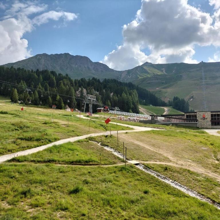 Studio aménagé sur les pistes ! - Studio - Vue sur Montagne - 6