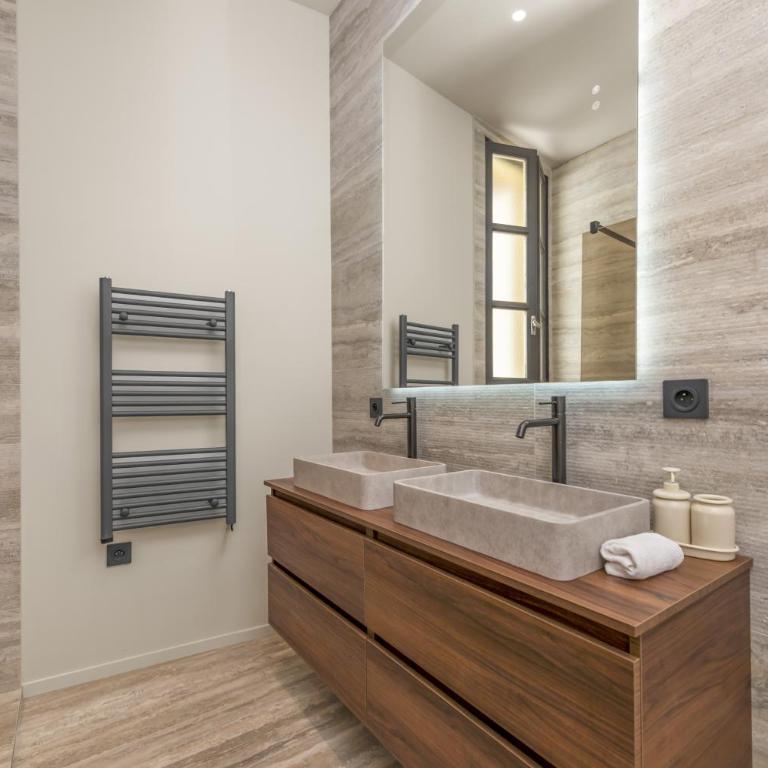 Élégant et spacieux 4 pièces, près de Monaco - HI - Appartement - 32