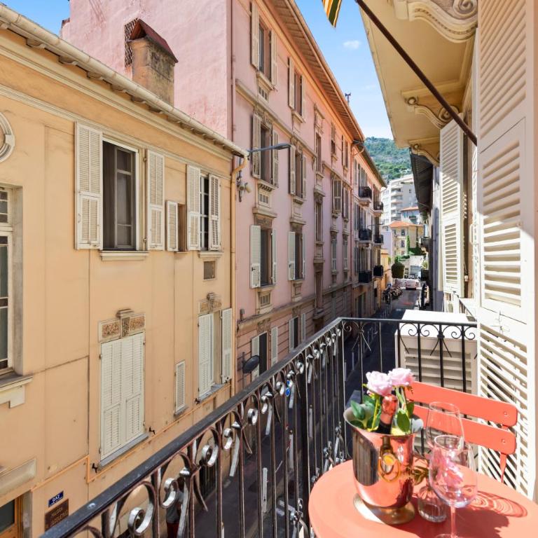 Élégant et spacieux 4 pièces, près de Monaco - HI - Appartement - 43