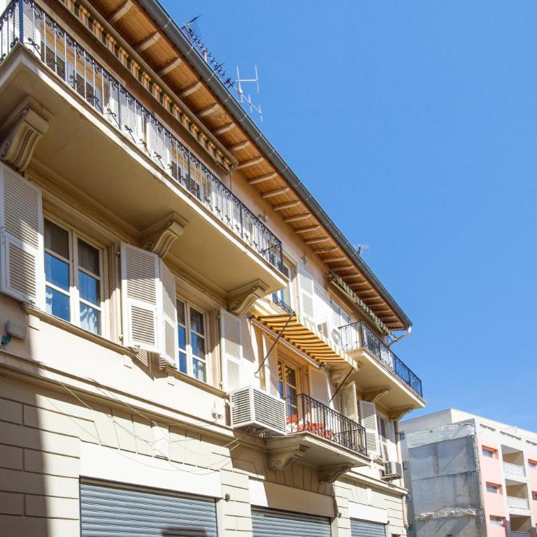 Élégant et spacieux 4 pièces, près de Monaco - HI - Appartement - 46