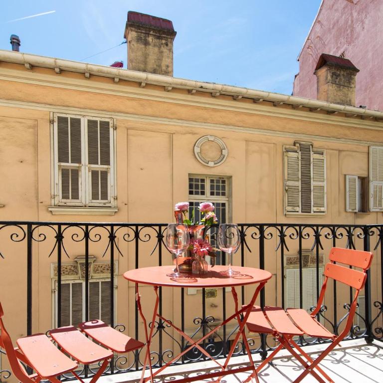 Élégant et spacieux 4 pièces, près de Monaco - HI - Appartement - 45