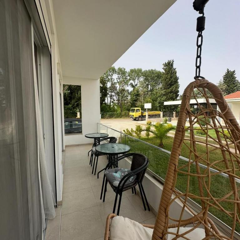 Amra Apartments - One-Bedroom Apartment - 4