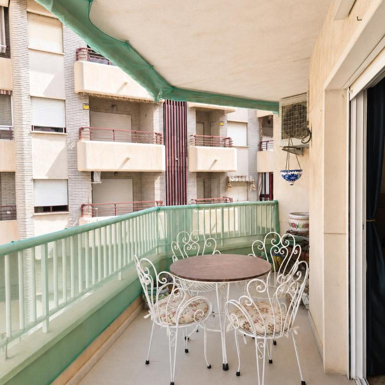Piso Marina - Central Apartment in Santa Pola with Elevator & Balcony - Apartamento de 3 dormitorios - 2