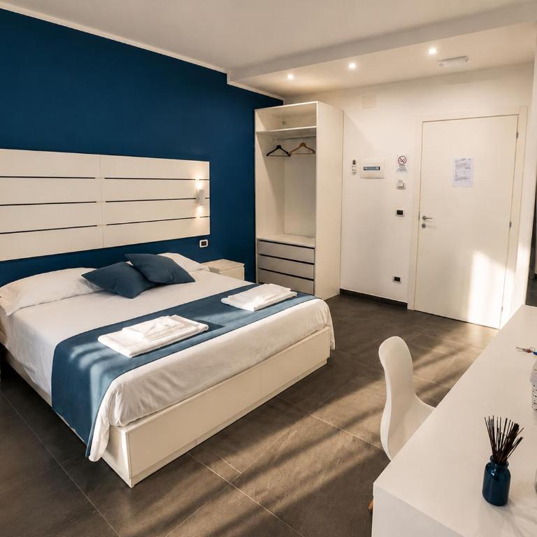 Soave Rooms - Double Room with Private Bathroom - 1