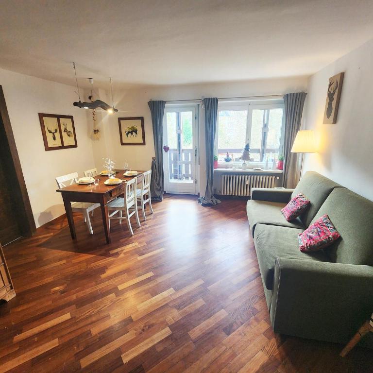 Chalet Alpini - Appartamento con 2 Camere da Letto - 1