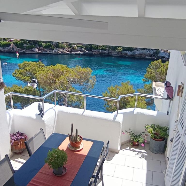 Seefront Apartment Mallorca - Apartment - 1