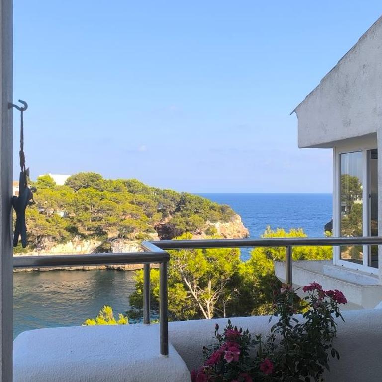 Seefront Apartment Mallorca - Apartment - 26