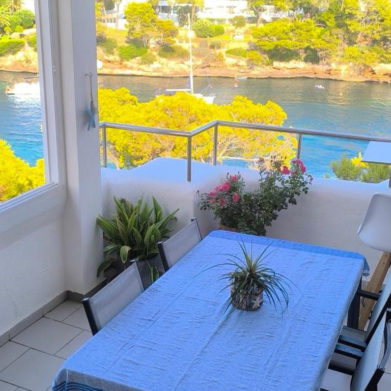 Seefront Apartment Mallorca - Apartment - 31