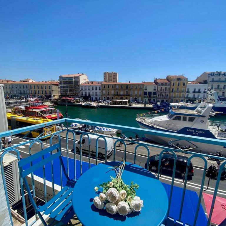Mario - Superbe appartement en plein centre ville avec Wi-Fi et climatisation - Appartement 1 Chambre avec Balcon - Vue sur l'Eau - 8