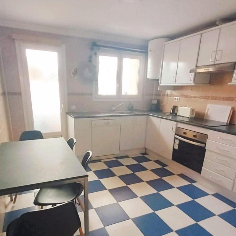  - Room #1715661601 - 11