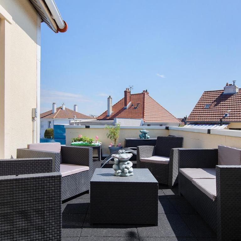 La Colombe - Superior Apartment with City View - 3