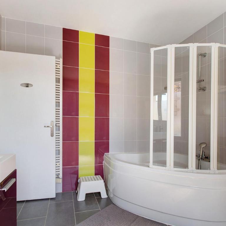 La Colombe - Superior Apartment with City View - 14