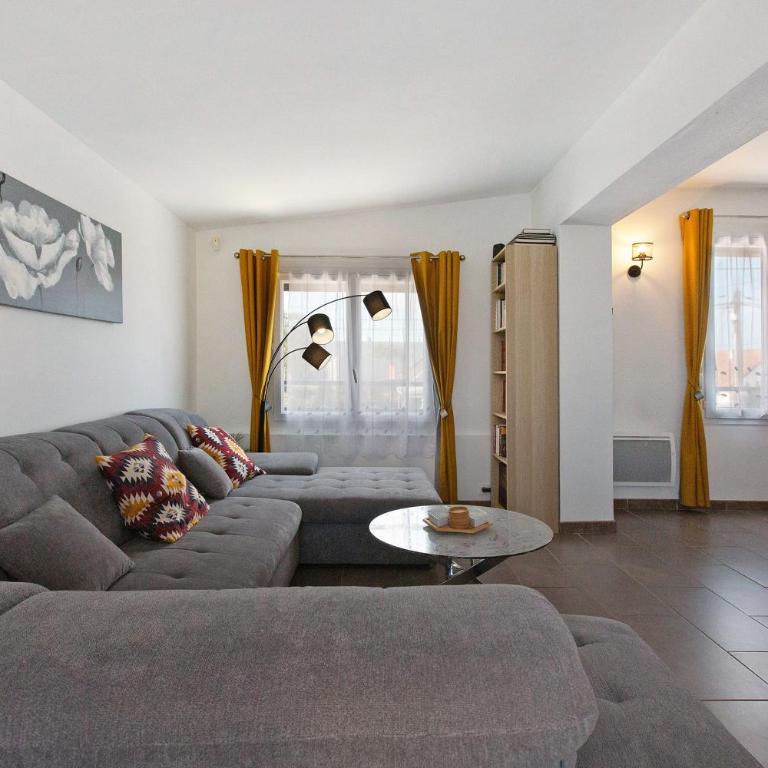 La Colombe - Superior Apartment with City View - 21