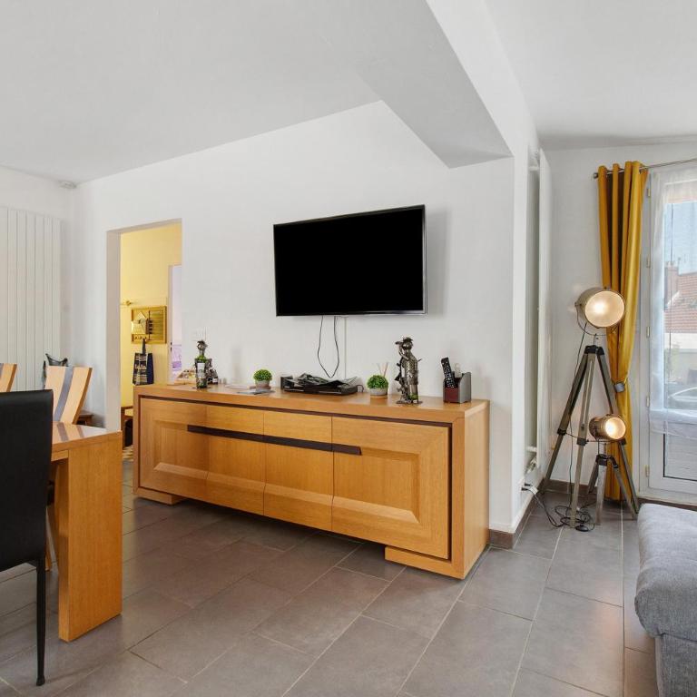 La Colombe - Superior Apartment with City View - 23