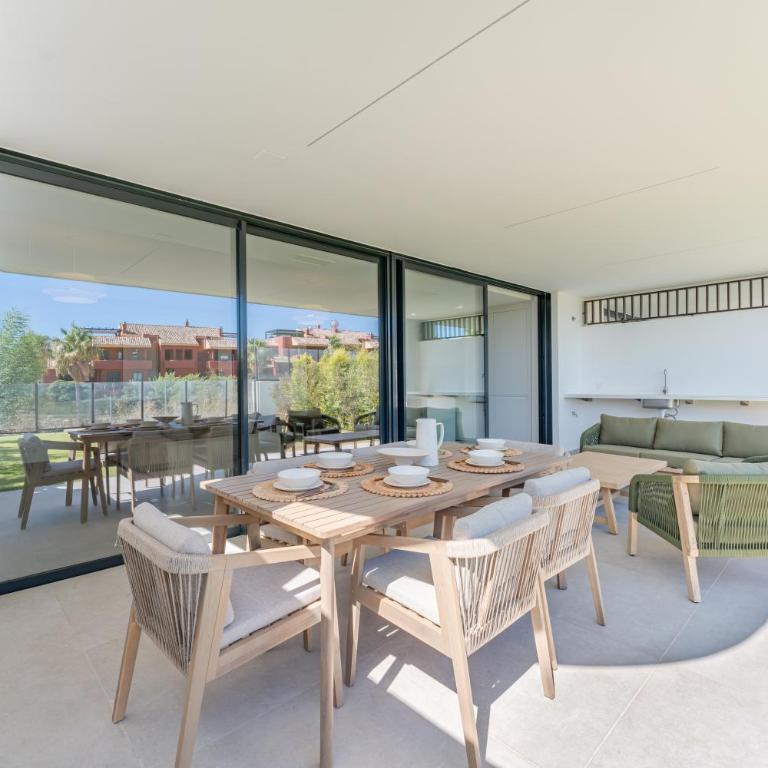  - Apartamento de 2 dormitorios con vistas al jardín - 12