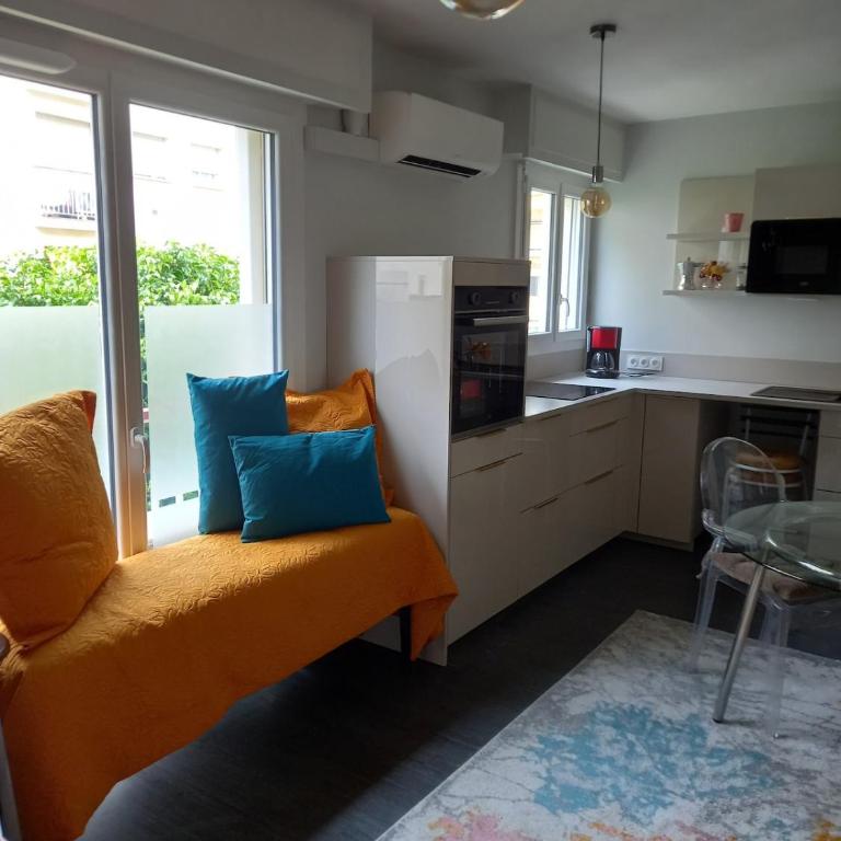 Grand studio climatisé 150 m de la mer - Appartement 1 Chambre - 1