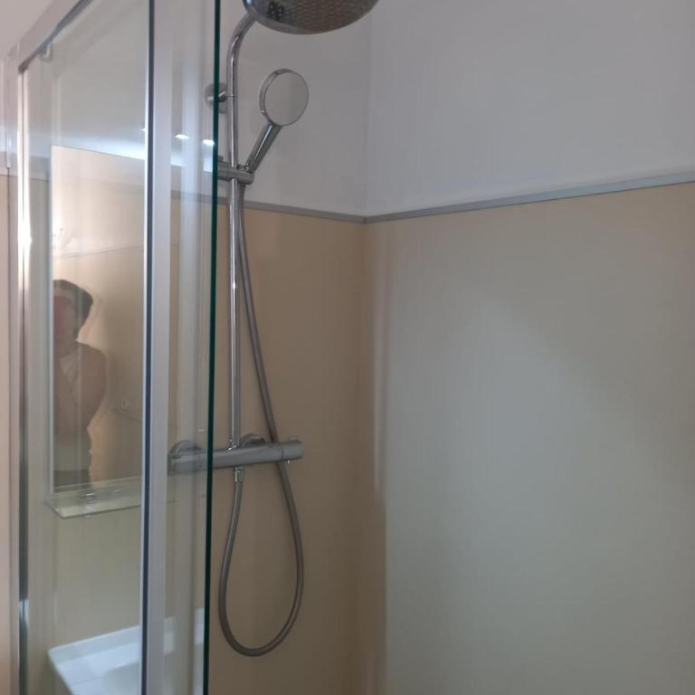 Grand studio climatisé 150 m de la mer - Appartement 1 Chambre - 4