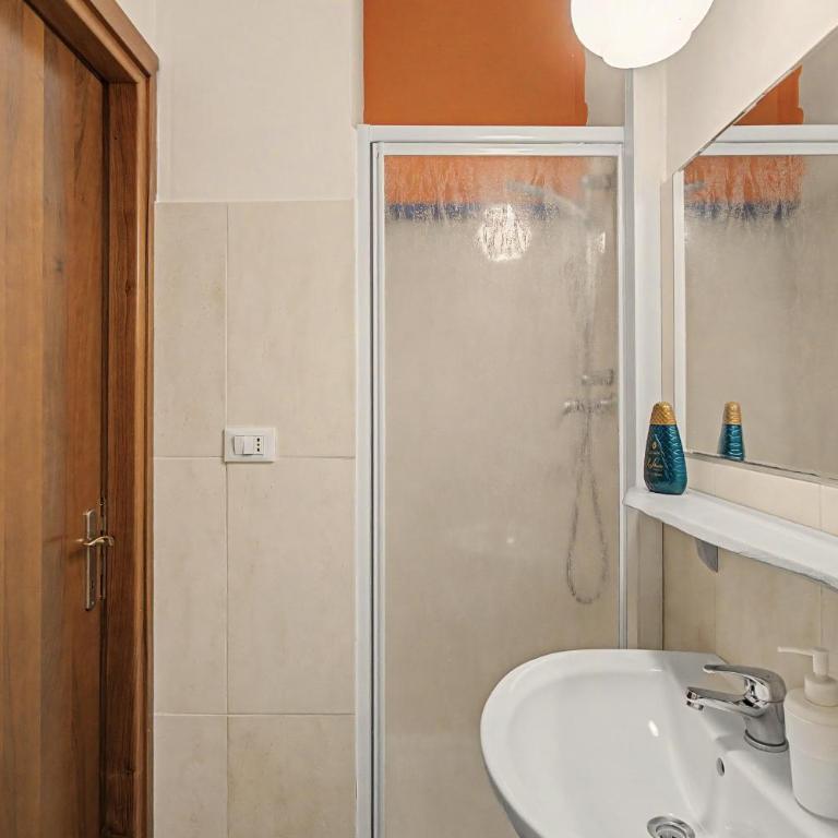 Casa Kirti - Marghera - Dreibettzimmer mit Dusche - 9