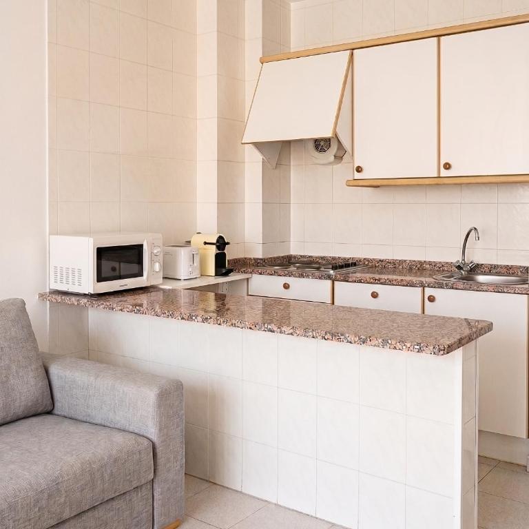 Abelletes Apartments - Family Studio - 3