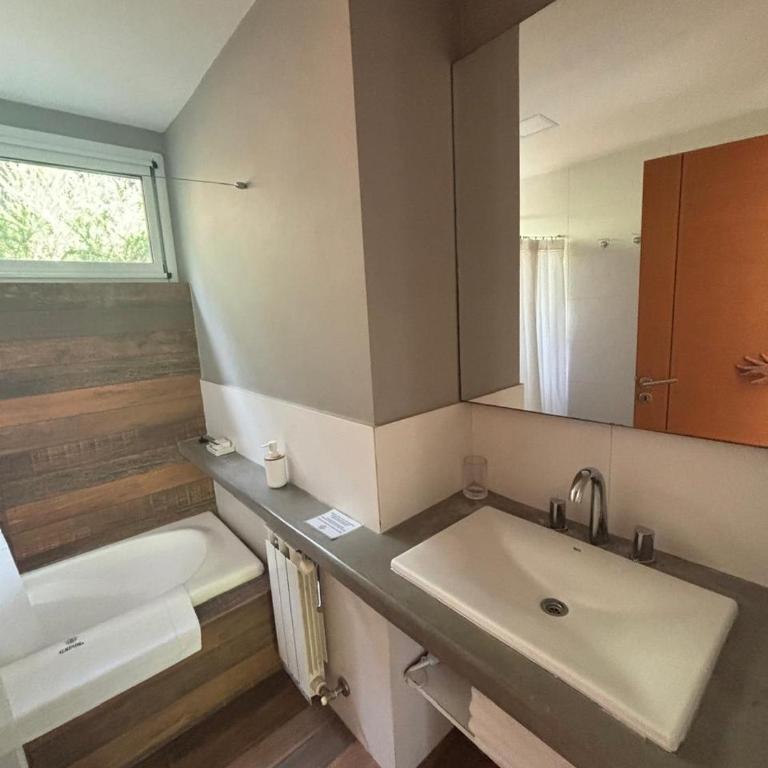  - Room #1715710201 - 14