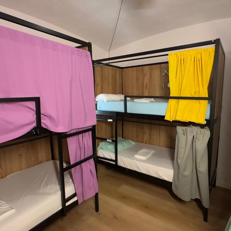 Can Cocollona - Cama en habitación compartida mixta de 6 camas - 5