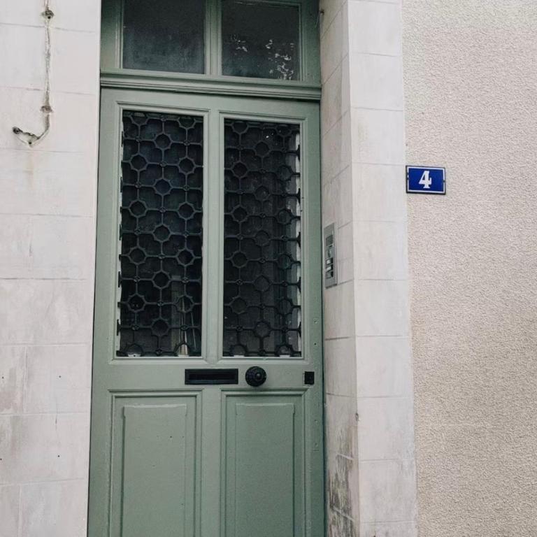 Vue château, Centre à pied, bord de Loire, Maison Commire - Appartement 1 Chambre - 34