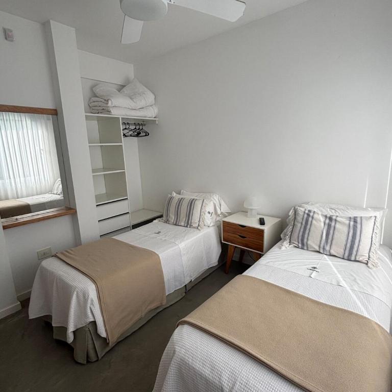  - Room #1715710201 - 2