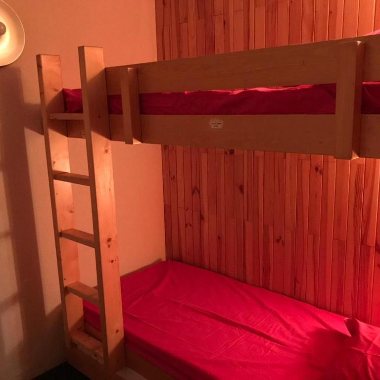 Studio rénové 5 pers · Ski aux pieds · Balcon exposé Sud · Proche commerces - FR-1-346-388 - Studio - 9