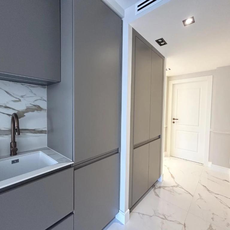 3P Luxe Carré d'Or Terrasse 30 mètres carrés Zone Piétonne Plage à Pied - Appartement 2 Chambres - 3