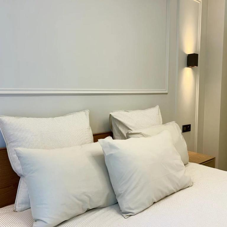 3P Luxe Carré d'Or Terrasse 30 mètres carrés Zone Piétonne Plage à Pied - Appartement 2 Chambres - 8