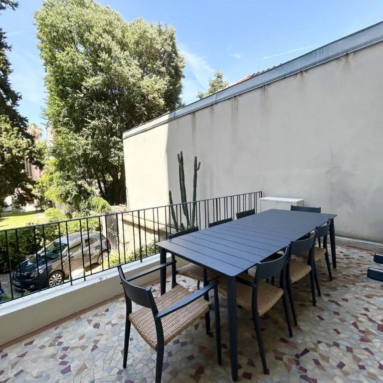 3P Luxe Carré d'Or Terrasse 30 mètres carrés Zone Piétonne Plage à Pied - Appartement 2 Chambres - 12
