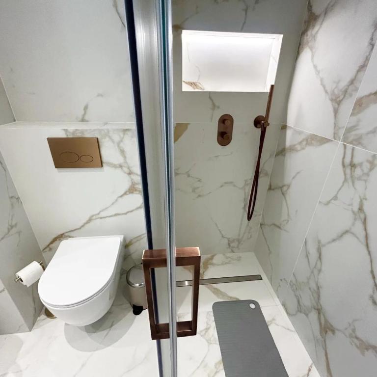 3P Luxe Carré d'Or Terrasse 30 mètres carrés Zone Piétonne Plage à Pied - Appartement 2 Chambres - 28