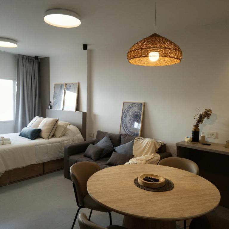  - Room #1715735001 - 6