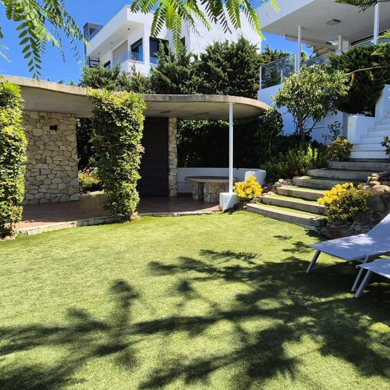 REF . 12 VILLA PAZ - Casa - 68