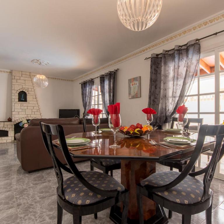 Beautiful 3 Bedroom Holiday Villa - Villa de 3 dormitorios - 10