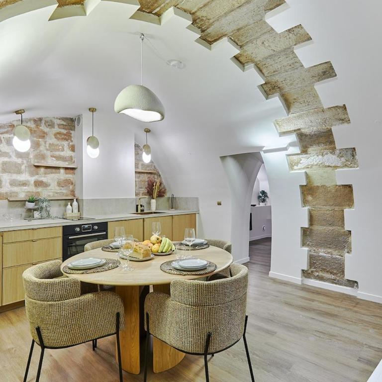 Apartment Le Marais place des Vosges by Studio prestige - Appartement - 1