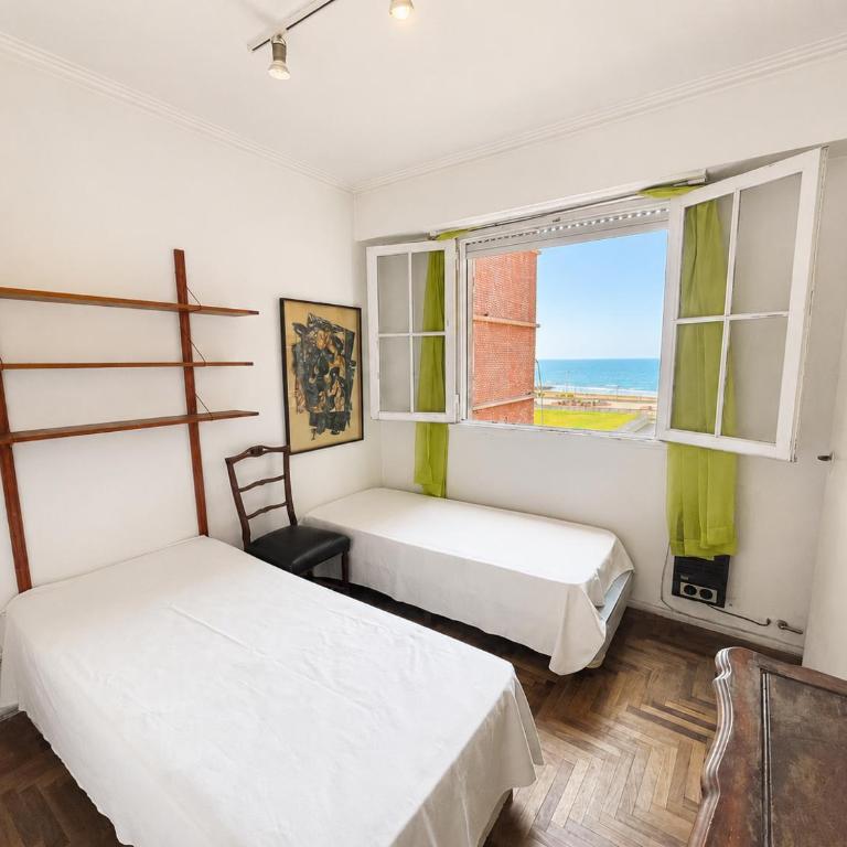 Frente al MAR, a pasos del Casino y del Torréon, en la mejor zona de Mar del Plata - Two-Bedroom Apartment - 15