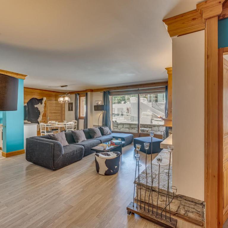 Élégant 4 pièces avec terrasse plein Sud, cheminée, parking couvert, au centre proche pistes et commodités - Apartamento de 3 dormitorios - 14
