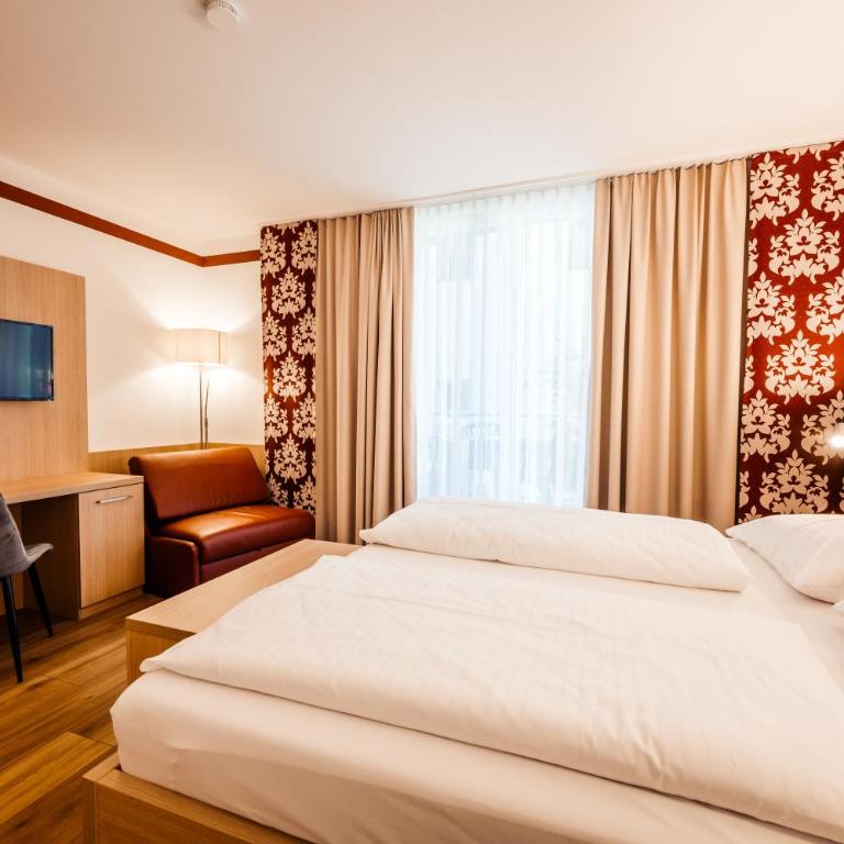 KOGLER`s Pfeffermühle Hotel & Restaurant - Doppelzimmer mit Balkon - 2