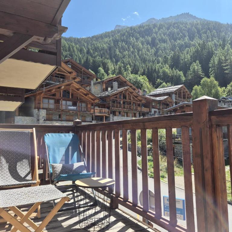Apartment for 5 people - Sainte Foy Station - Appartement - 9