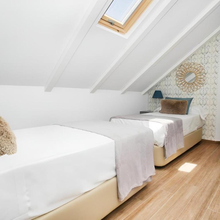 Feelathome Mártires Apartments - Apartamento Dúplex de 3 dormitorios - 5