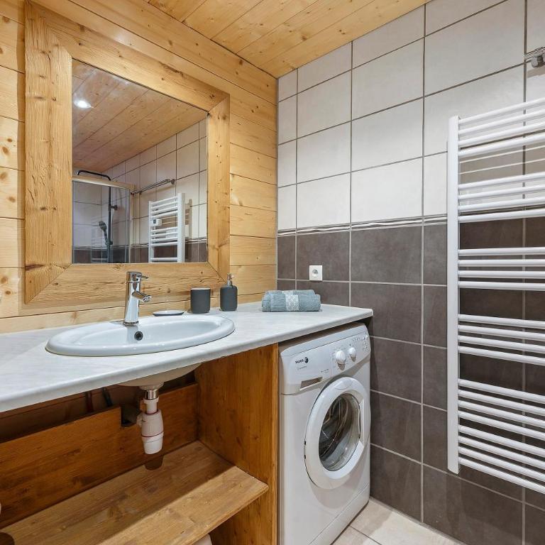 Chalet Le Caribou 11 personnes - Appartement Supérieur avec Balcon - 13