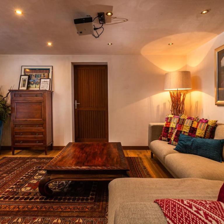 Chalet Fleur de Lys - Chalet 4BR Wood Stove , Home Cinema , Parental Suite - By Cozee Rentals - Chalet - 22