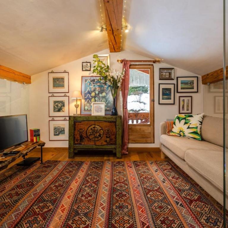 Chalet Fleur de Lys - Chalet 4BR Wood Stove , Home Cinema , Parental Suite - By Cozee Rentals - Chalet - 31
