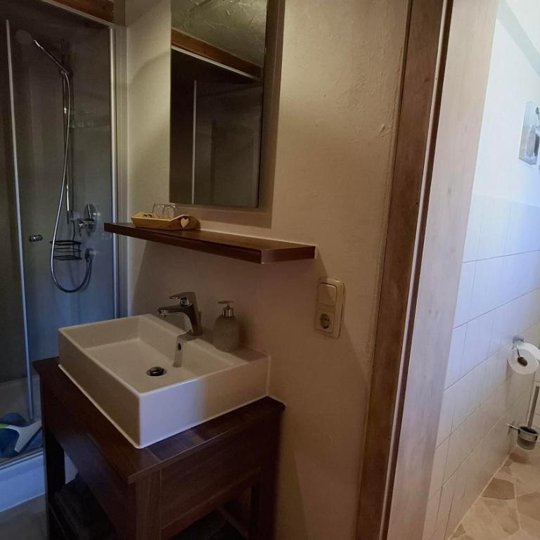 Dorfchalet & FeWo - mit KÖNIGSCARD - Apartment mit 1 Schlafzimmer - 5