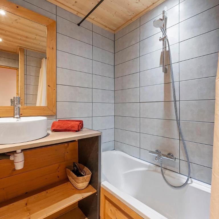 Chalet Le Caribou 11 personnes - Appartement Supérieur avec Balcon - 21