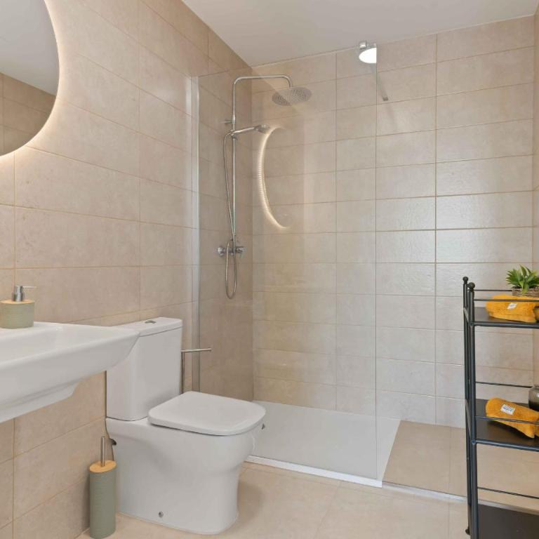  - Room #1715784501 - 12