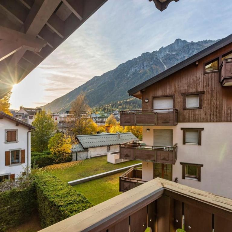 Grepon -City Center - Free Swimming pool, Sauna, Gym - Free Parking - By Cozee Rentals - Two-Bedroom Apartment - 20