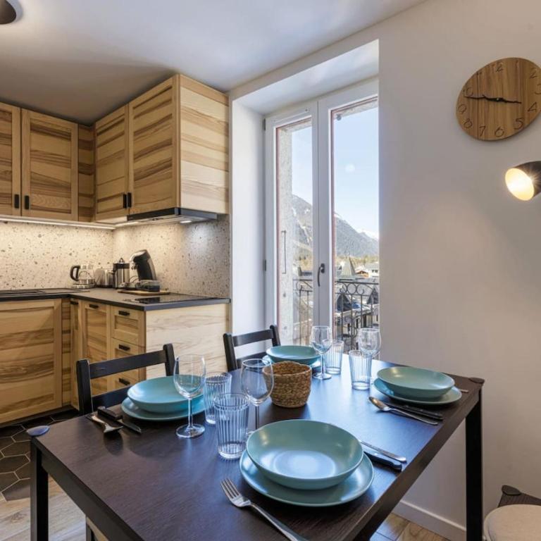 Epicea - Chic 2BR in city center, next to Train Station - By Cozee Rentals - Apartment mit 2 Schlafzimmern - 6