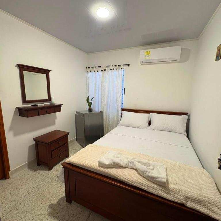 Casa Hotel VINN - Habitación Doble con baño privado - 1